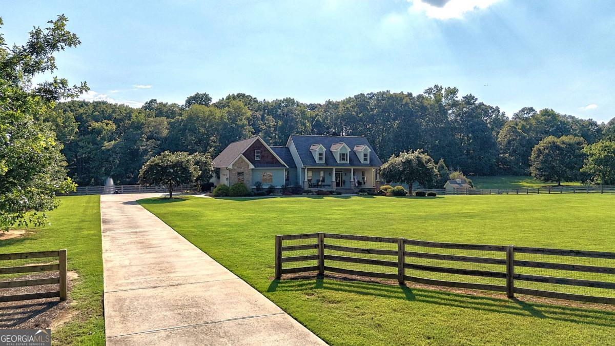 2215 Mount Paran Church RD