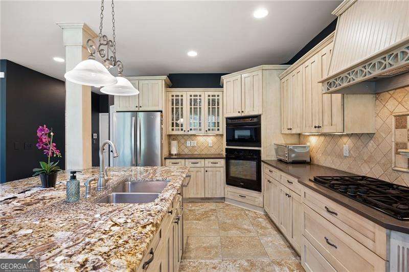 404 Billings Farm DR