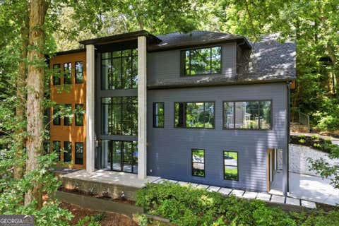 Photo of 4250 Carmain Drive NE, Atlanta, GA 30342 (MLS # 10817919)