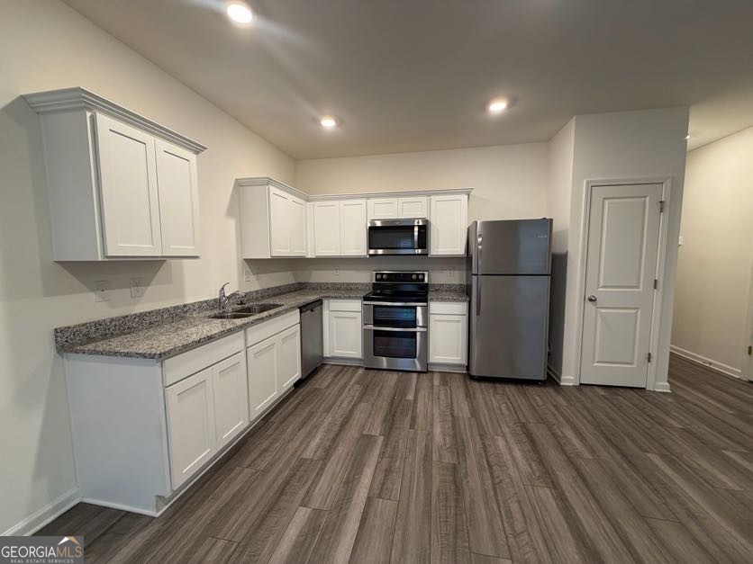 Aviary Park - Residential Lease