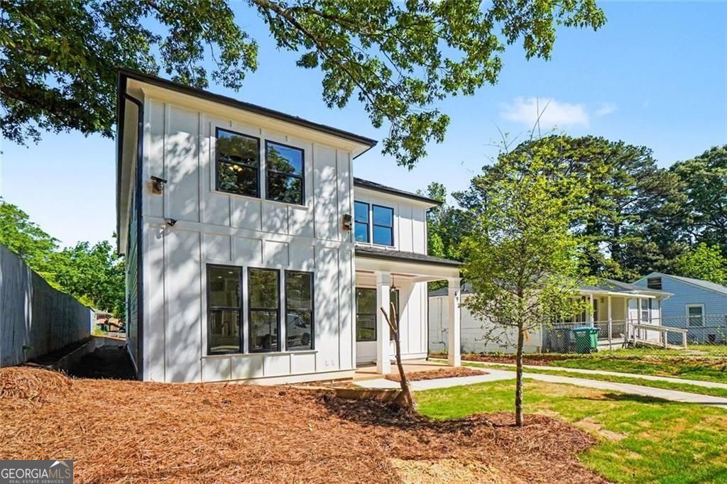 493 Woodrow AVE