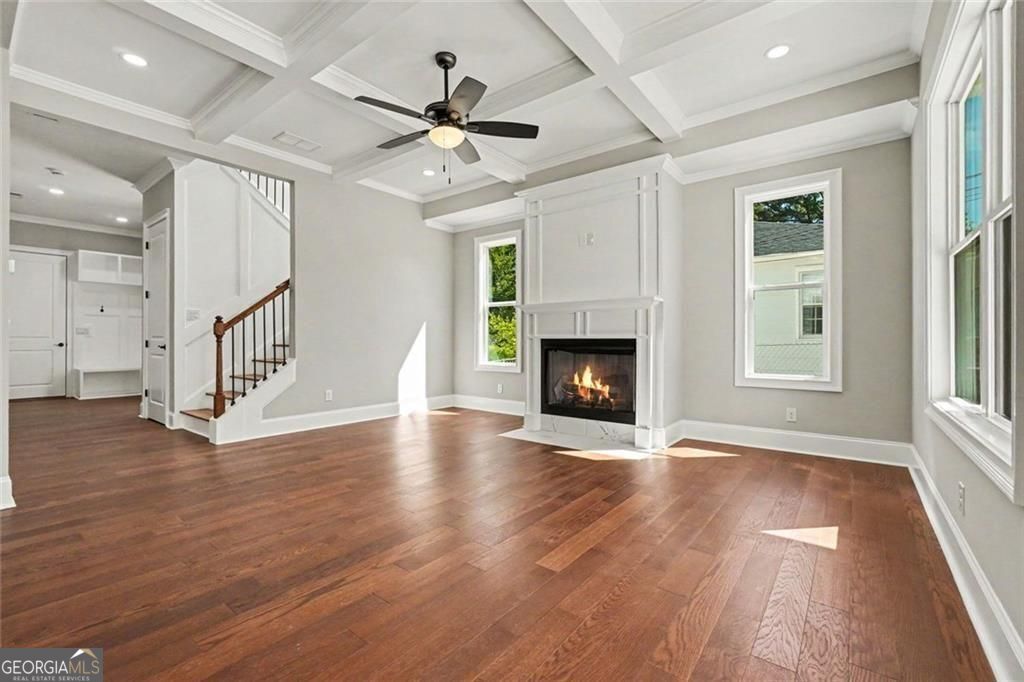 493 Woodrow AVE