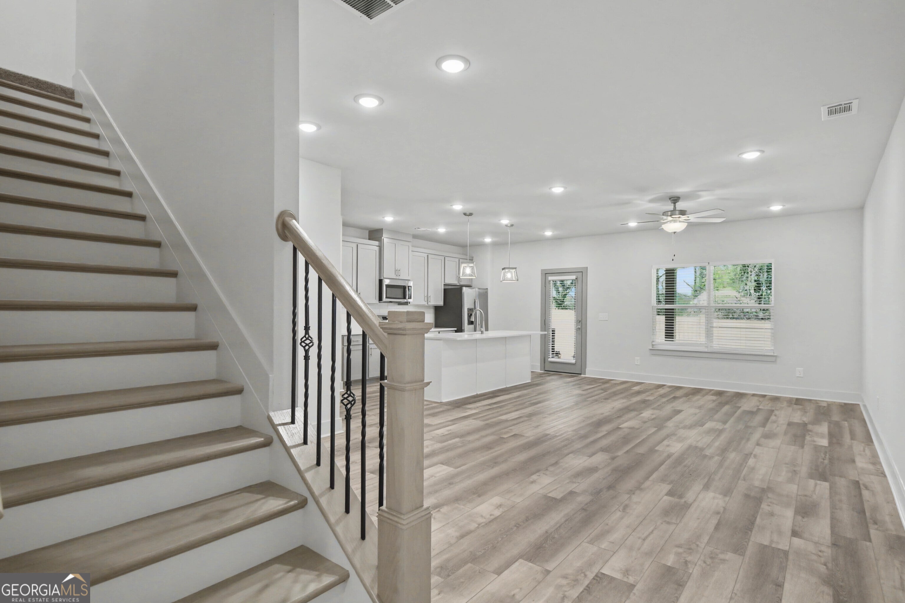 4225 Fern River TRL 3