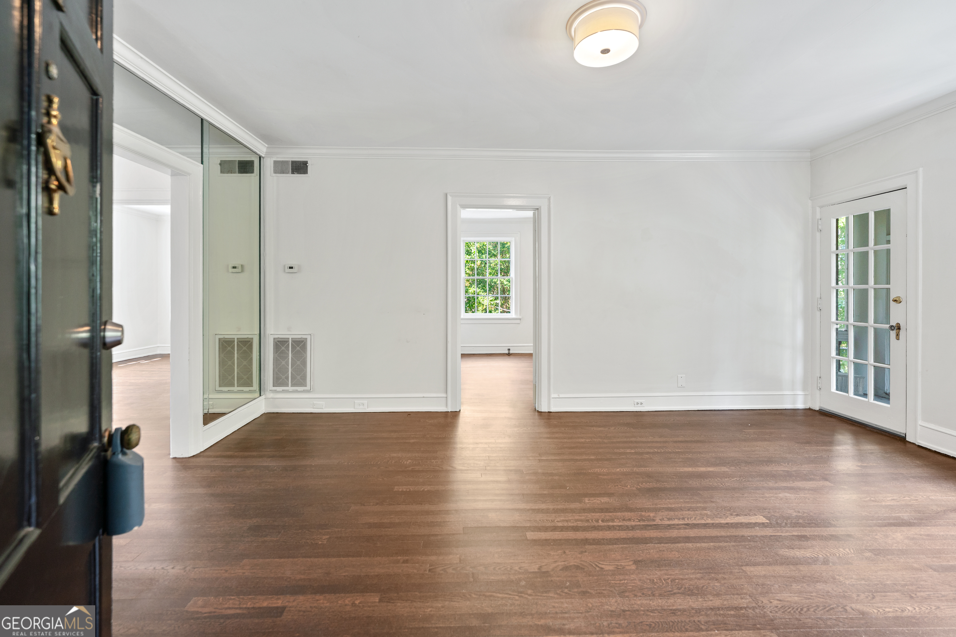 8 Collier RD NW APT B2