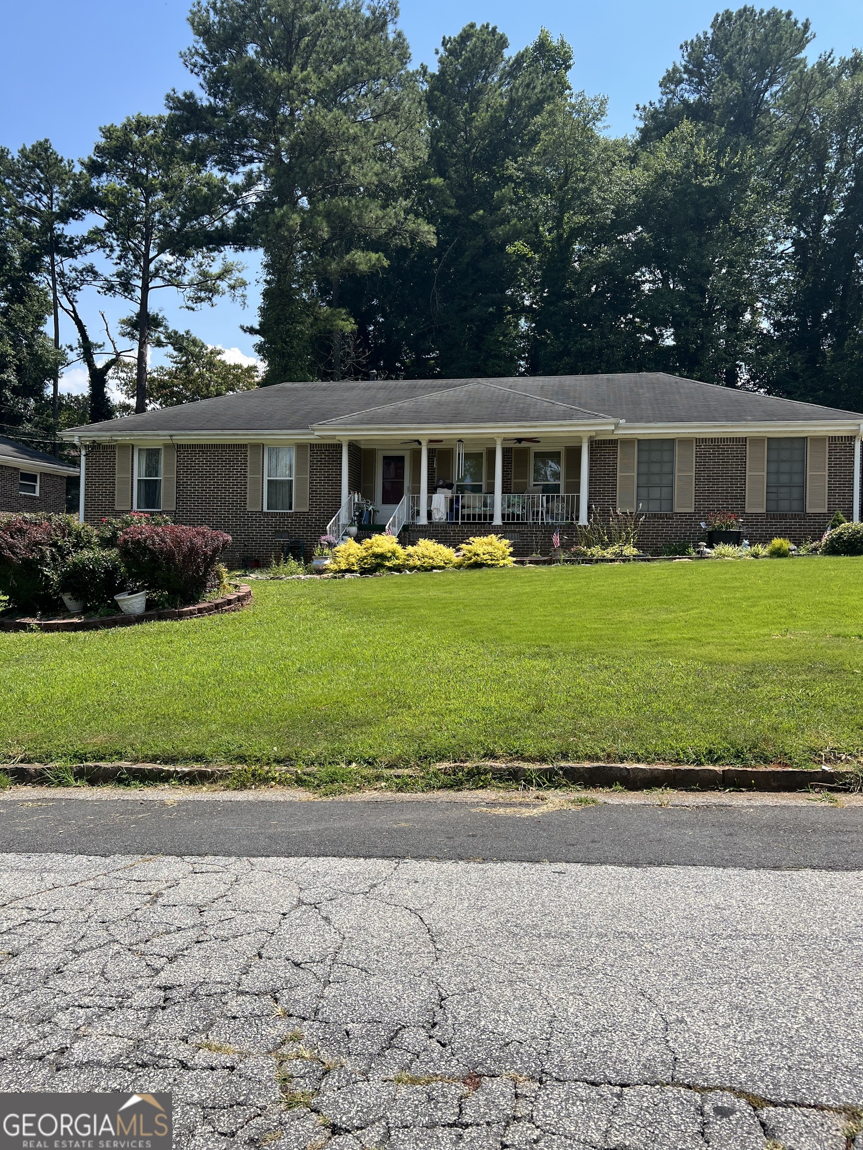 Motivated Seller. Don't miss this opportunity to buy this beautiful 4-side Brick ranch style home in the heart of Decatur. Home includes 3 bedrooms, 2 bath, living room, dining room, and 2 car garage. New windows installed in 2023. Property is being sold-is. We are accepting the Highest and Best Offers through 8/15/2025. Seller incentive of $5000 to buyer to be used for repairs or closing costs with full offer to purchase. If presenting an offer with financing, please provide pre-approved offer letter. If presenting offer with cash please include proof of funds.