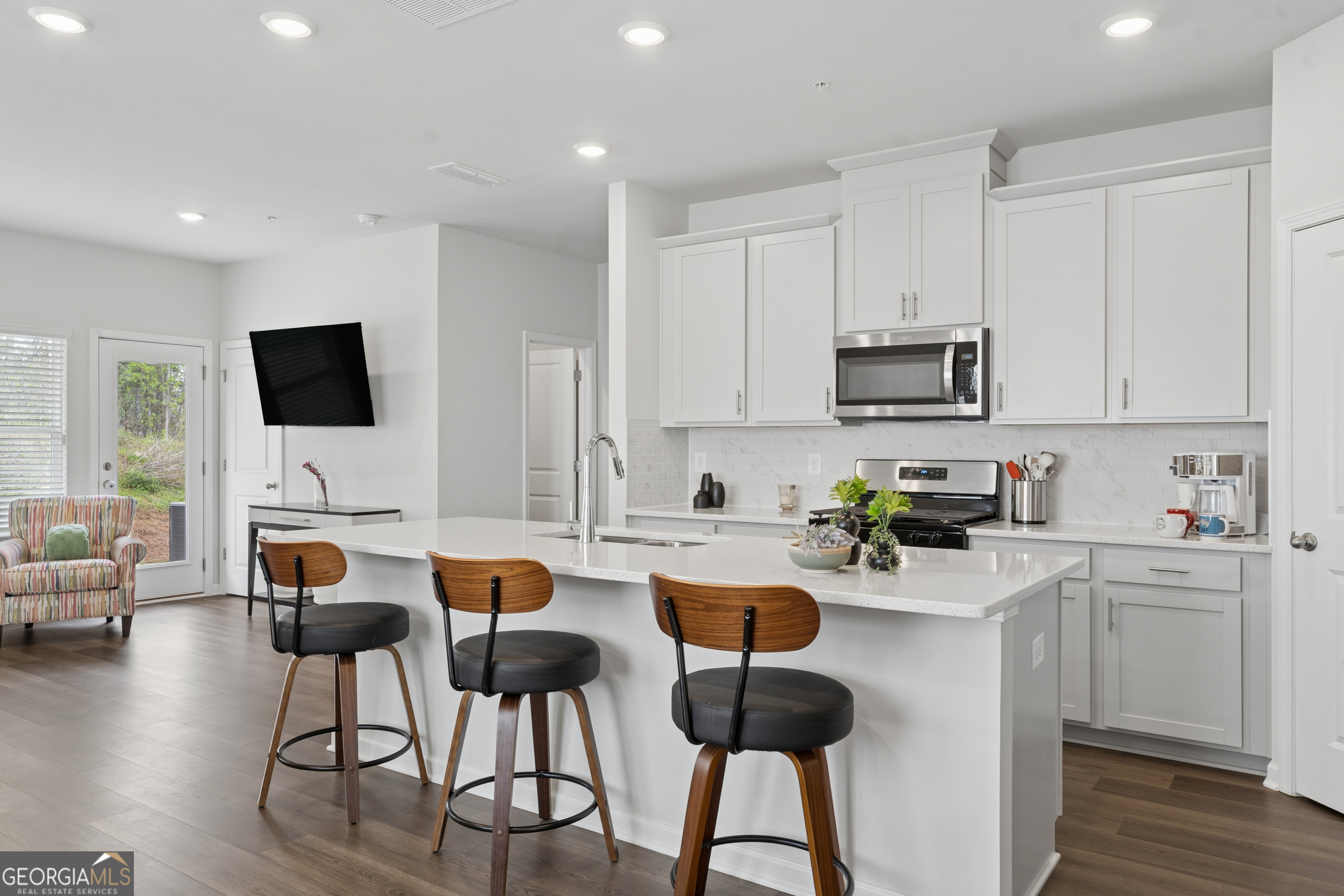 1548 Purple Cone Flower AVE