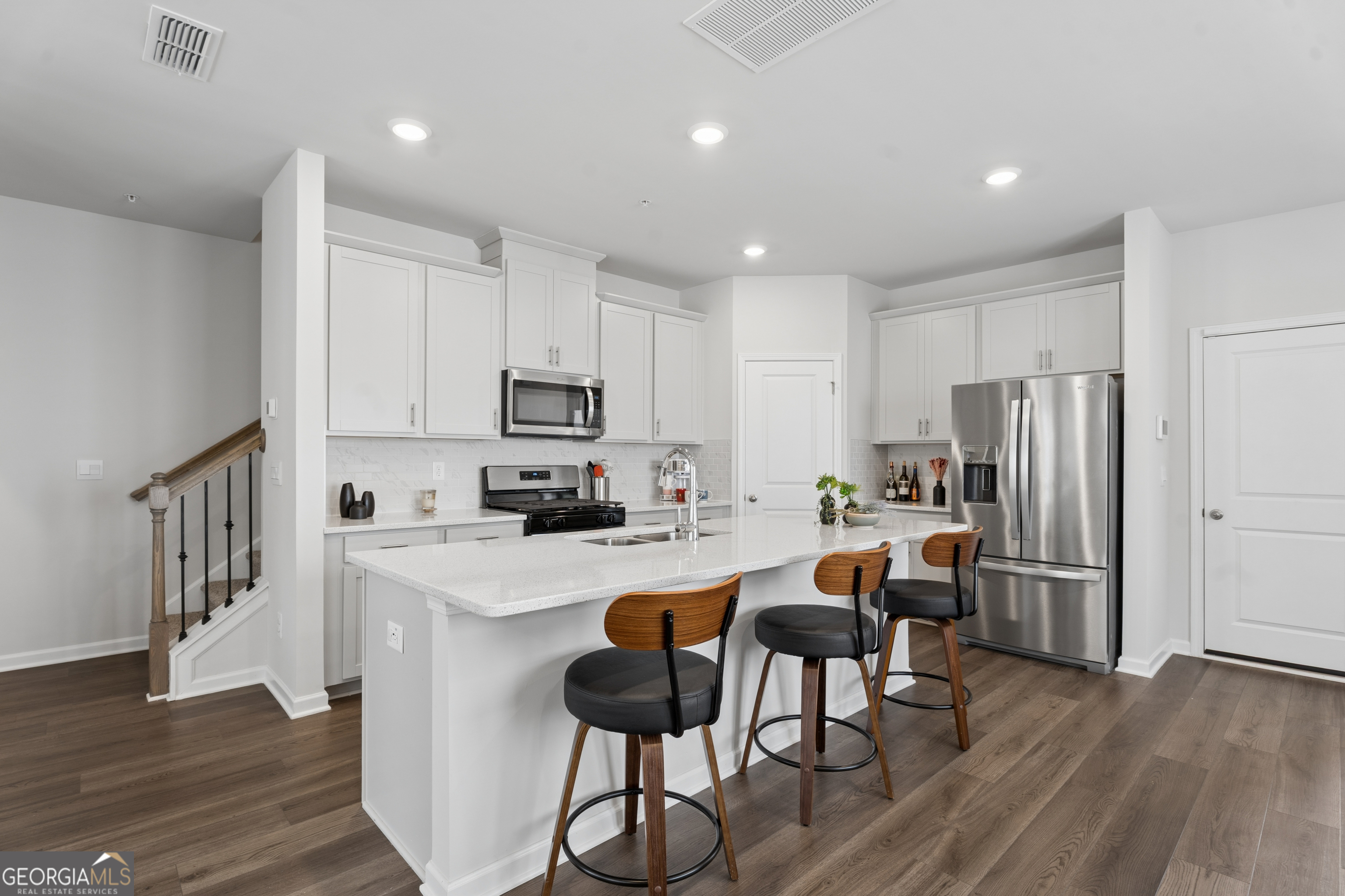 1548 Purple Cone Flower AVE