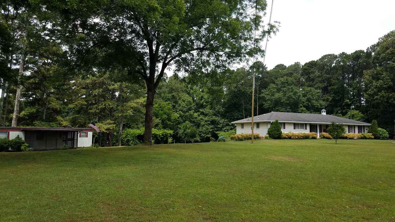 This is what every developer has been waiting for - almost 5 acres on Pirkle Road in Norcross! Ready for sub-division and development! Excellent Location!