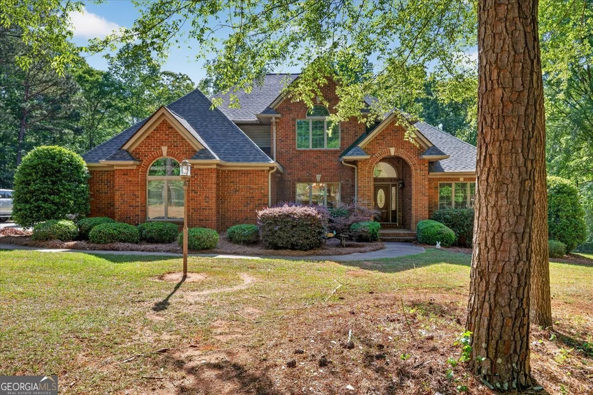 52 Hamil Drive