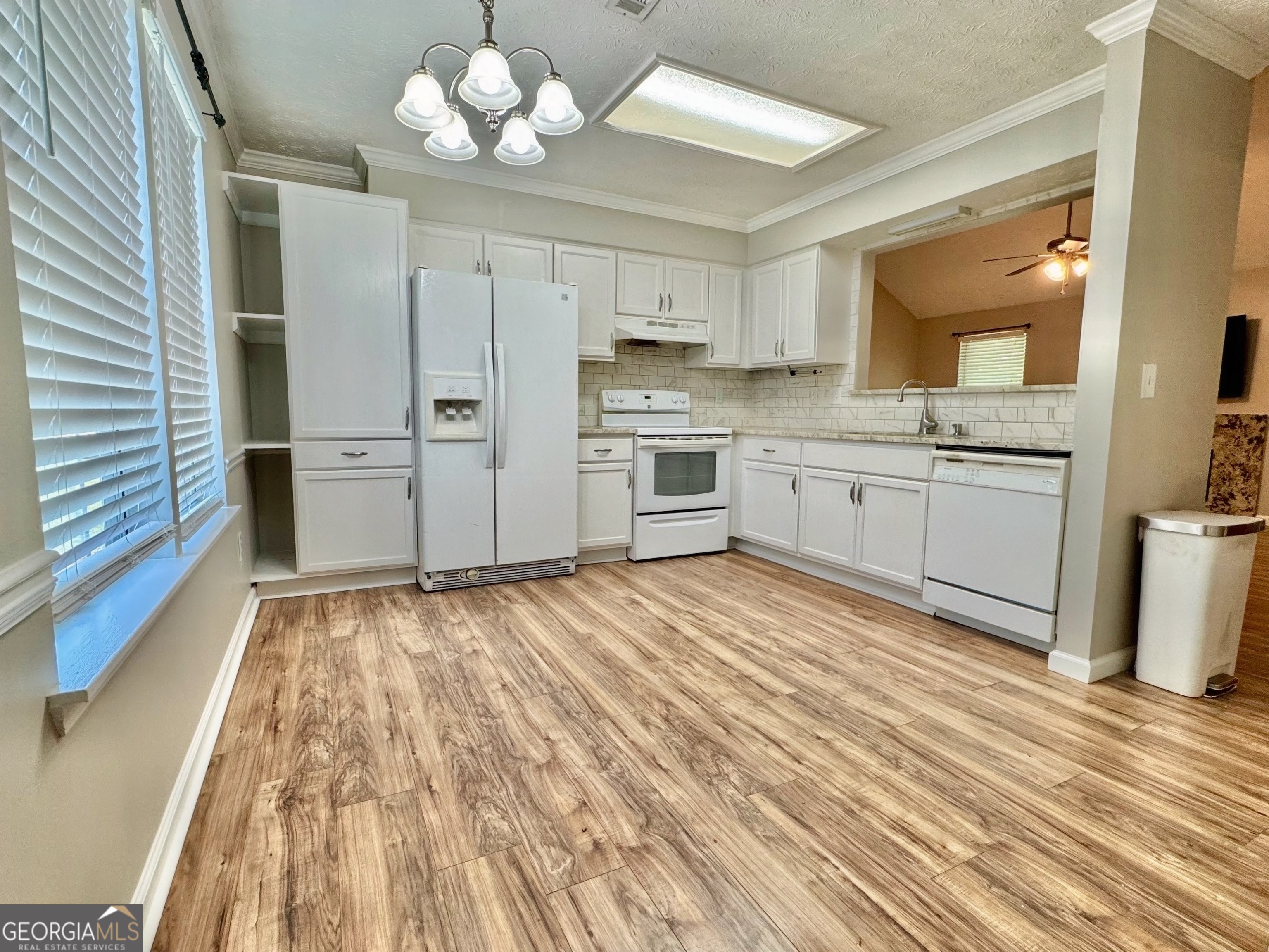 Peachtree City, Georgia 30269, United States, 3 Bedrooms Bedrooms, ,2 BathroomsBathrooms,Residential,Pending,139027