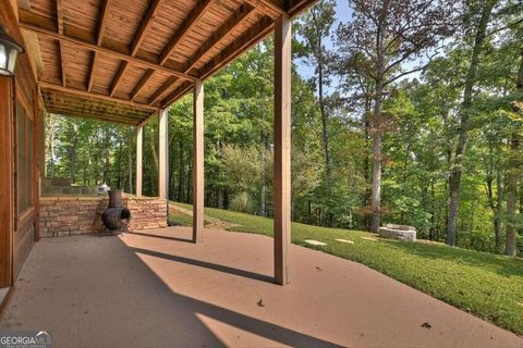 A home in Mineral Bluff