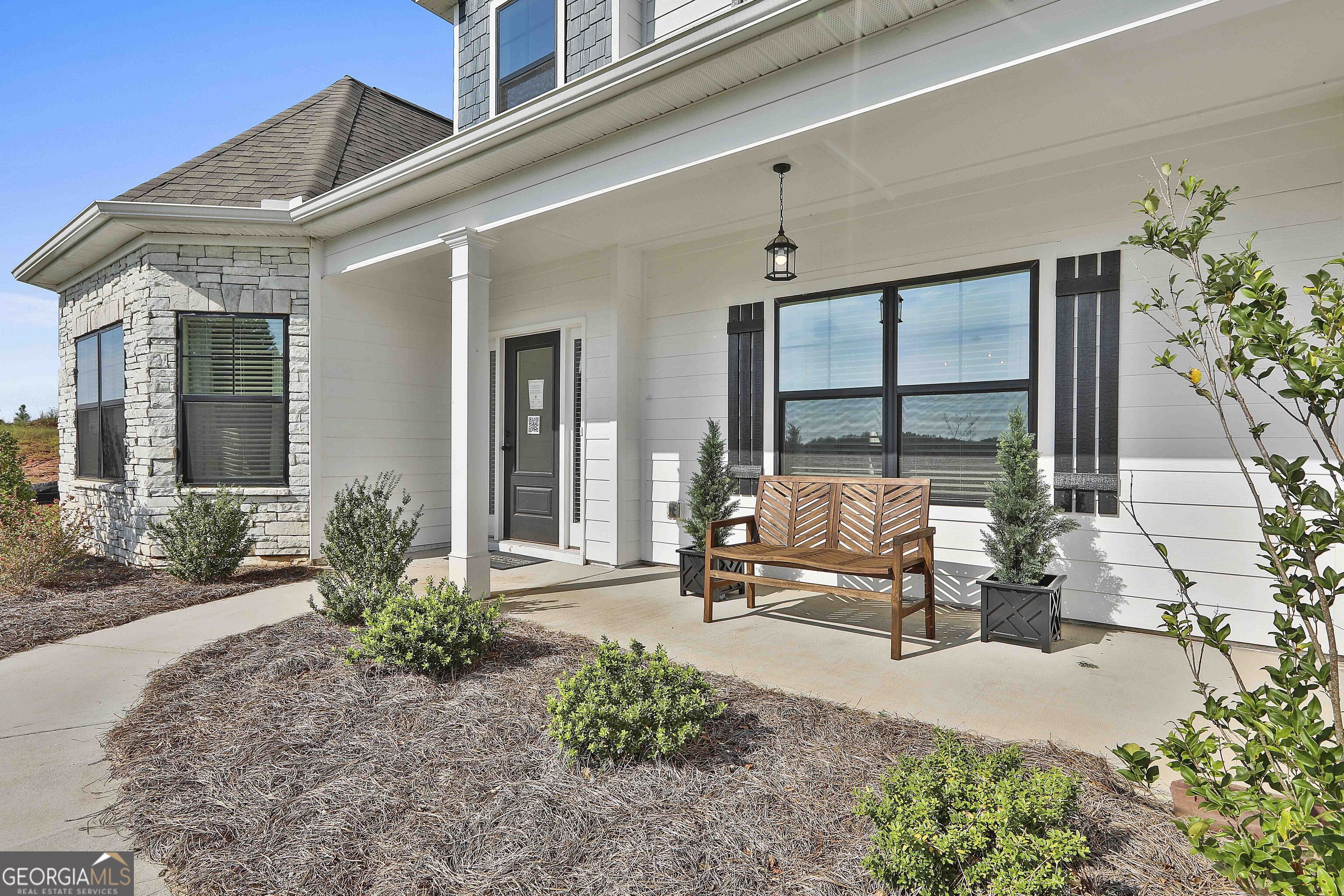 438 Fox Hall XING W 15