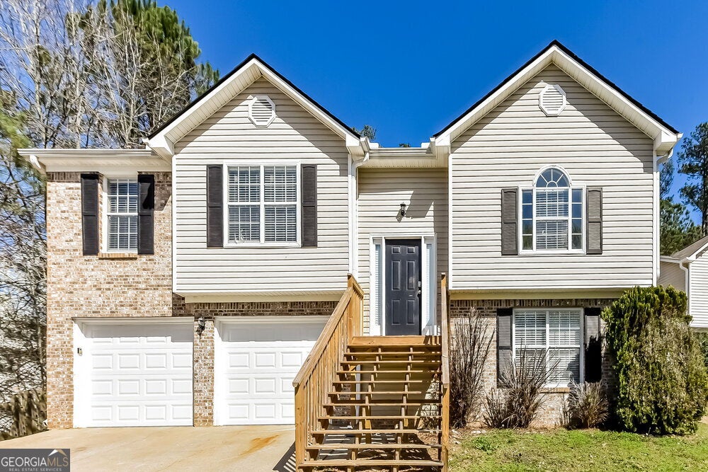 Photo of 735 Bridgewood Court, Lithonia, GA 30058 (MLS # 10804717)