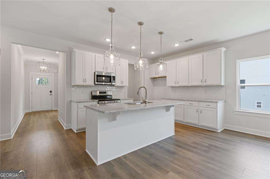 497 Principal Meridian DR