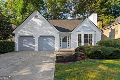 Photo of 1472 Chapel Hill Lane SW, Marietta, GA 30008 (MLS # 10609706)