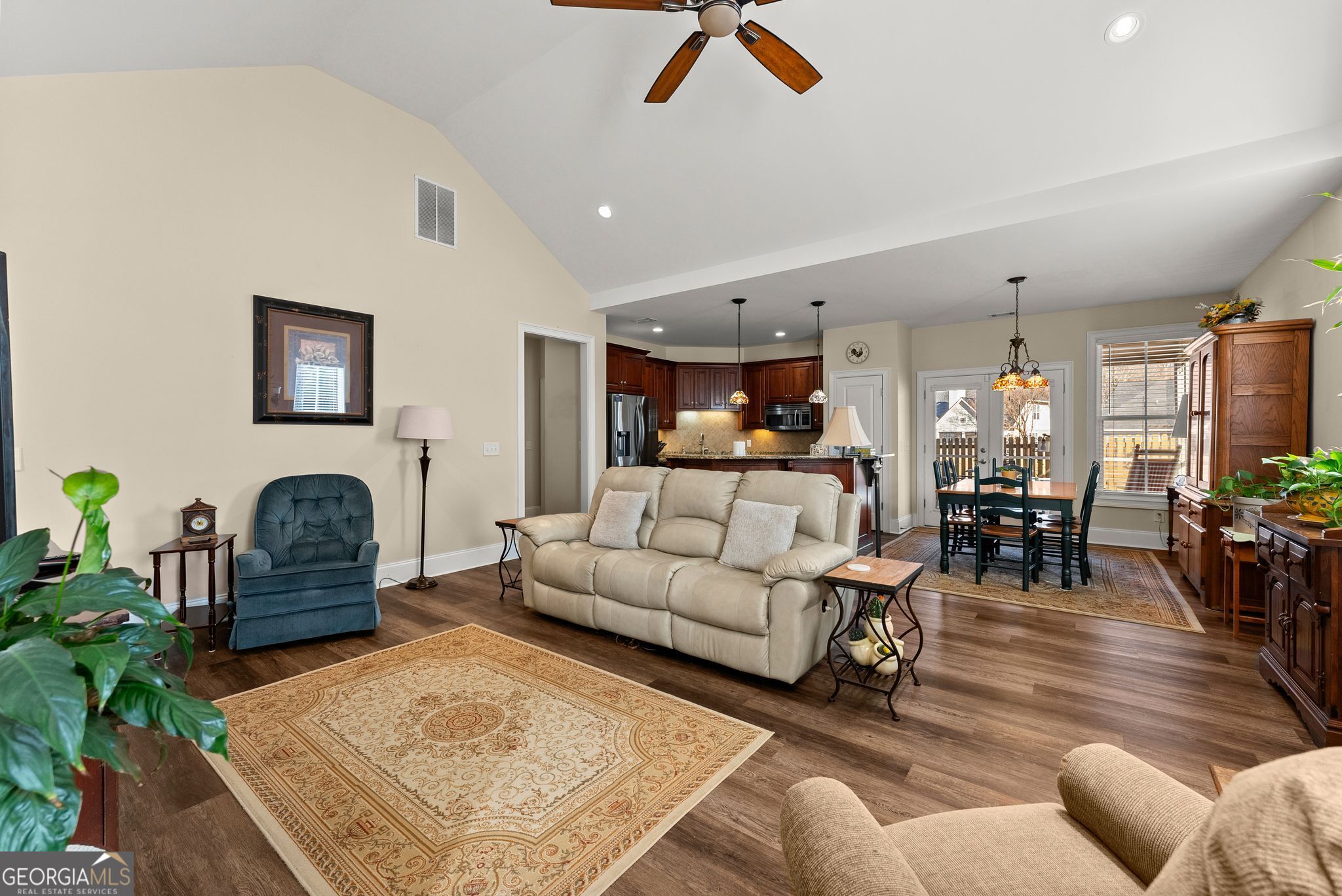 117 Village Green WAY