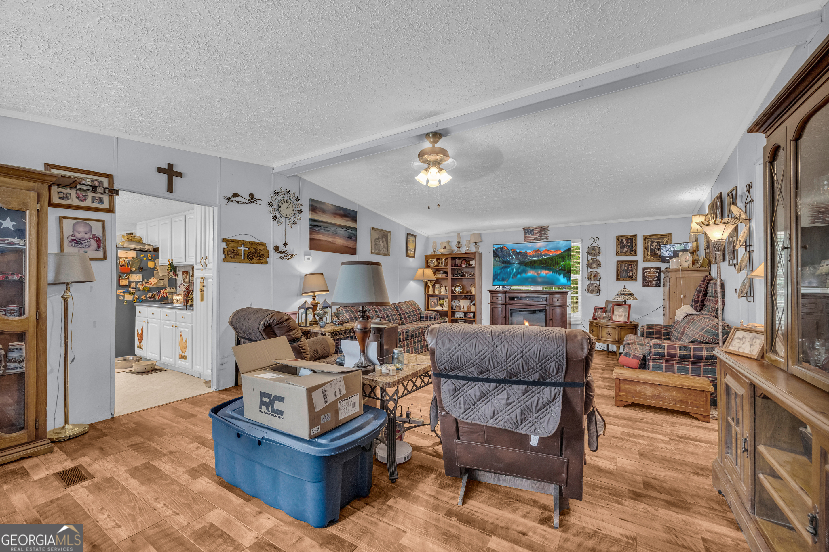3085 Pea Ridge RD