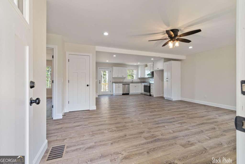 Photo of 350 Grand Oak Lane, Dahlonega, GA 30533 (MLS # 10814552)