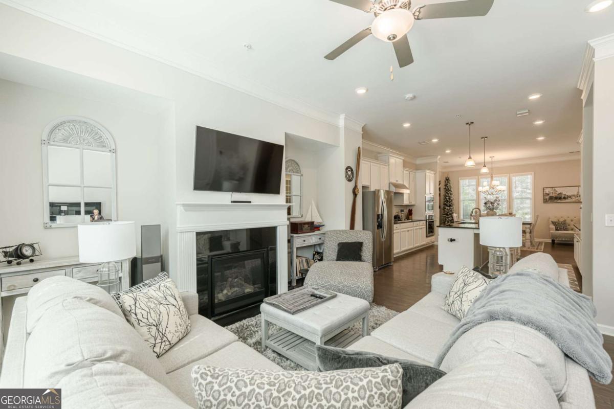 Caravavelle at Windward Park - Residential