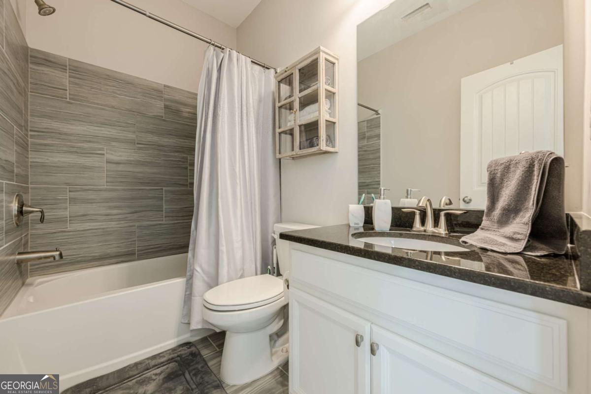 Caravavelle at Windward Park - Residential