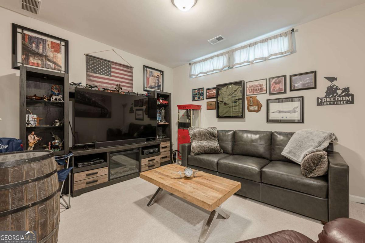 Caravavelle at Windward Park - Residential