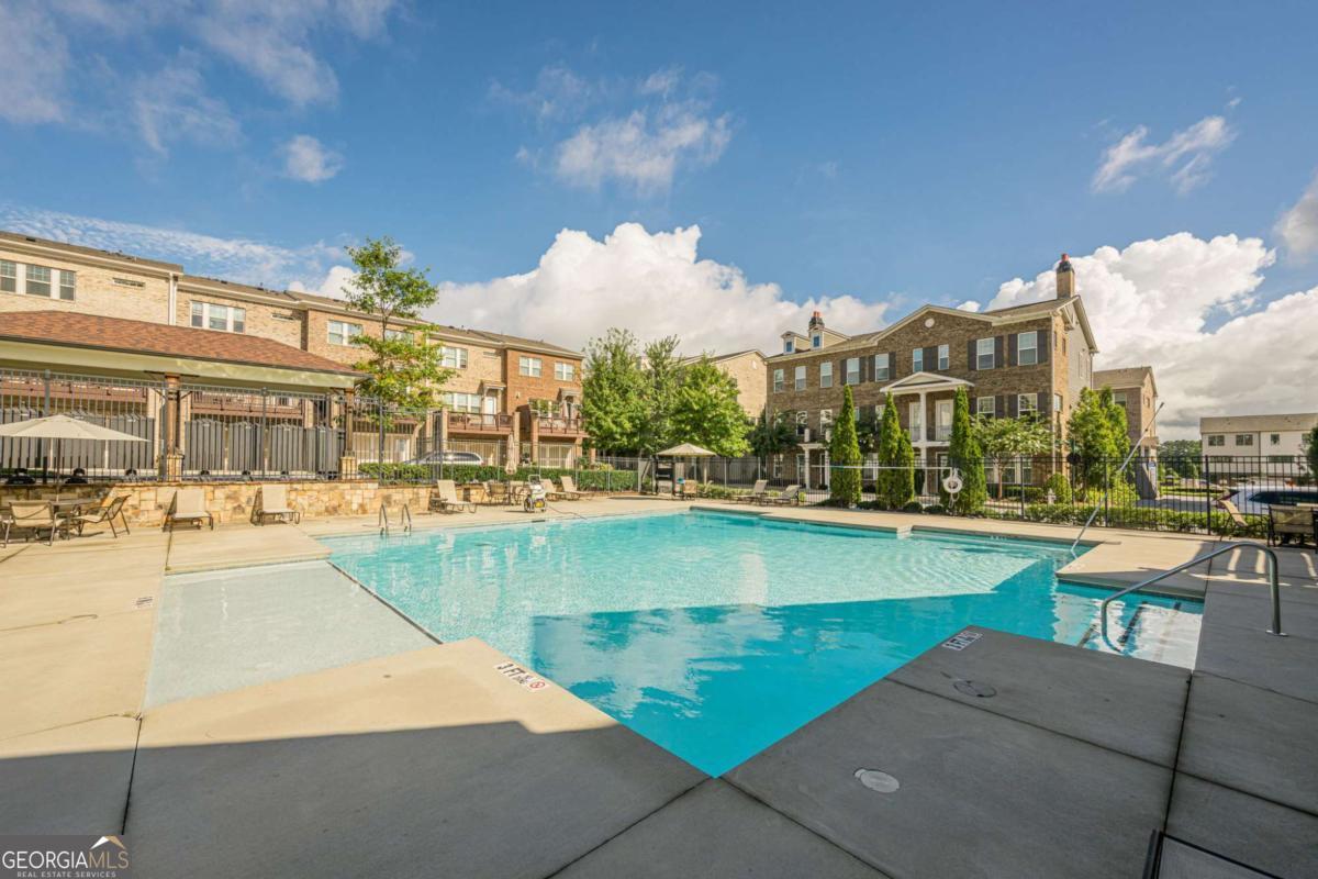 Caravavelle at Windward Park - Residential