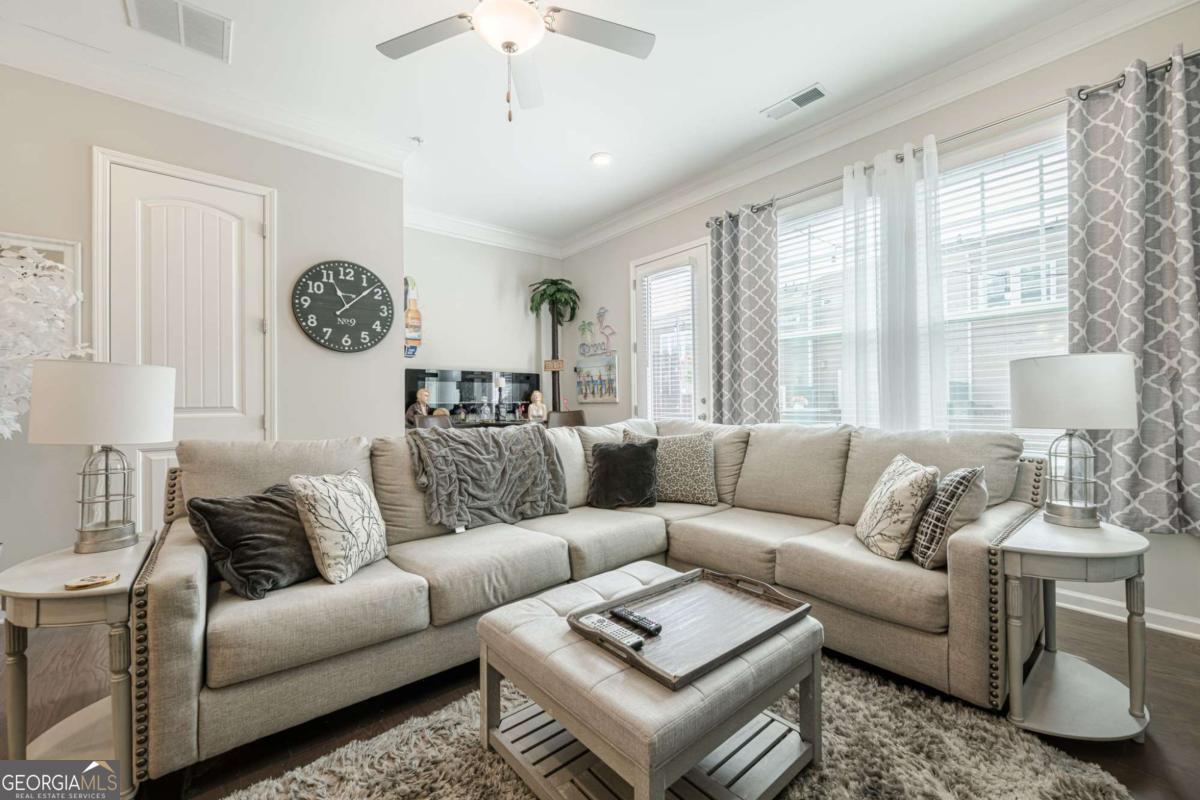 Caravavelle at Windward Park - Residential