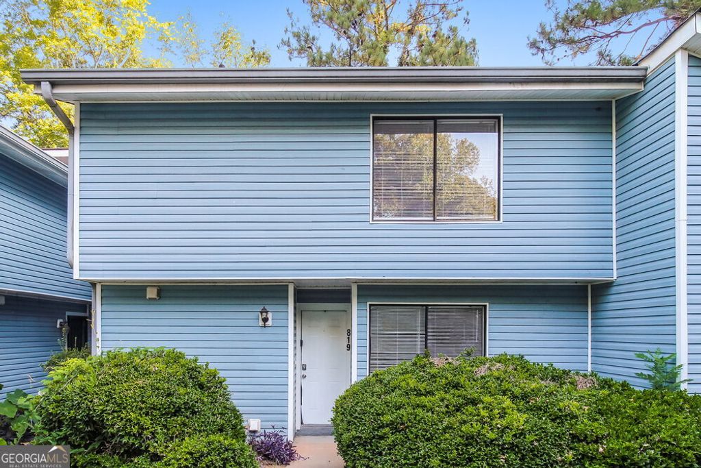 Photo of 819 Park Villa Way, Jonesboro, GA 30238 (MLS # 10629657)