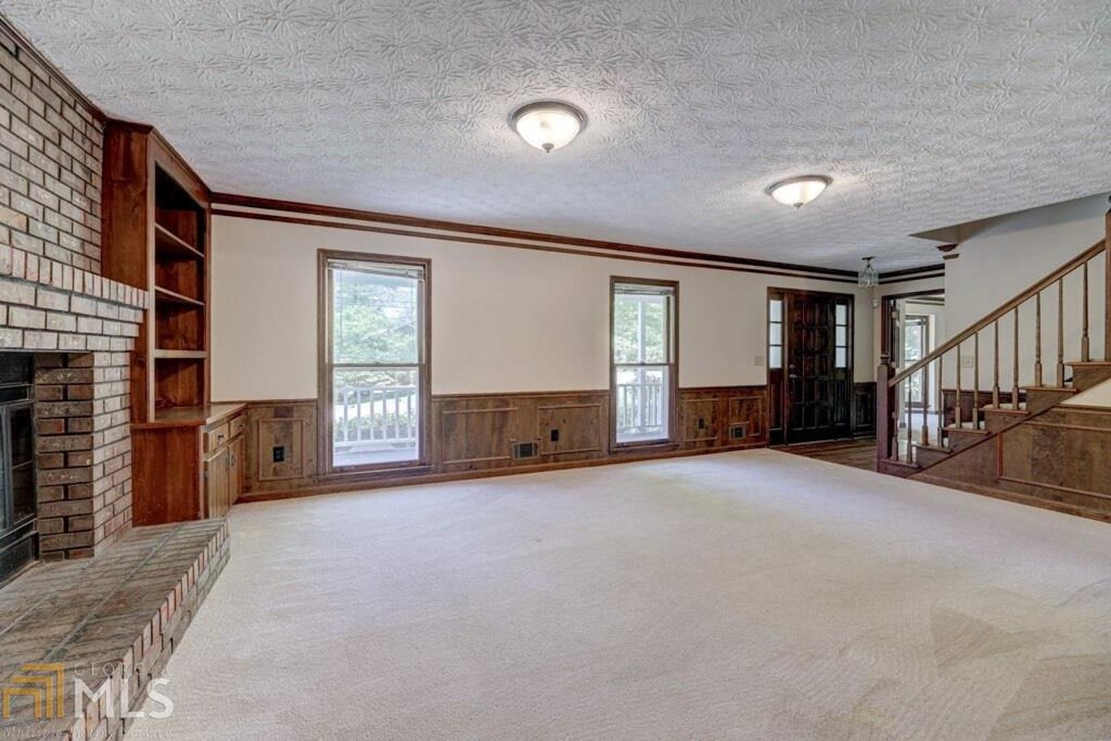 Country Plantation - Residential