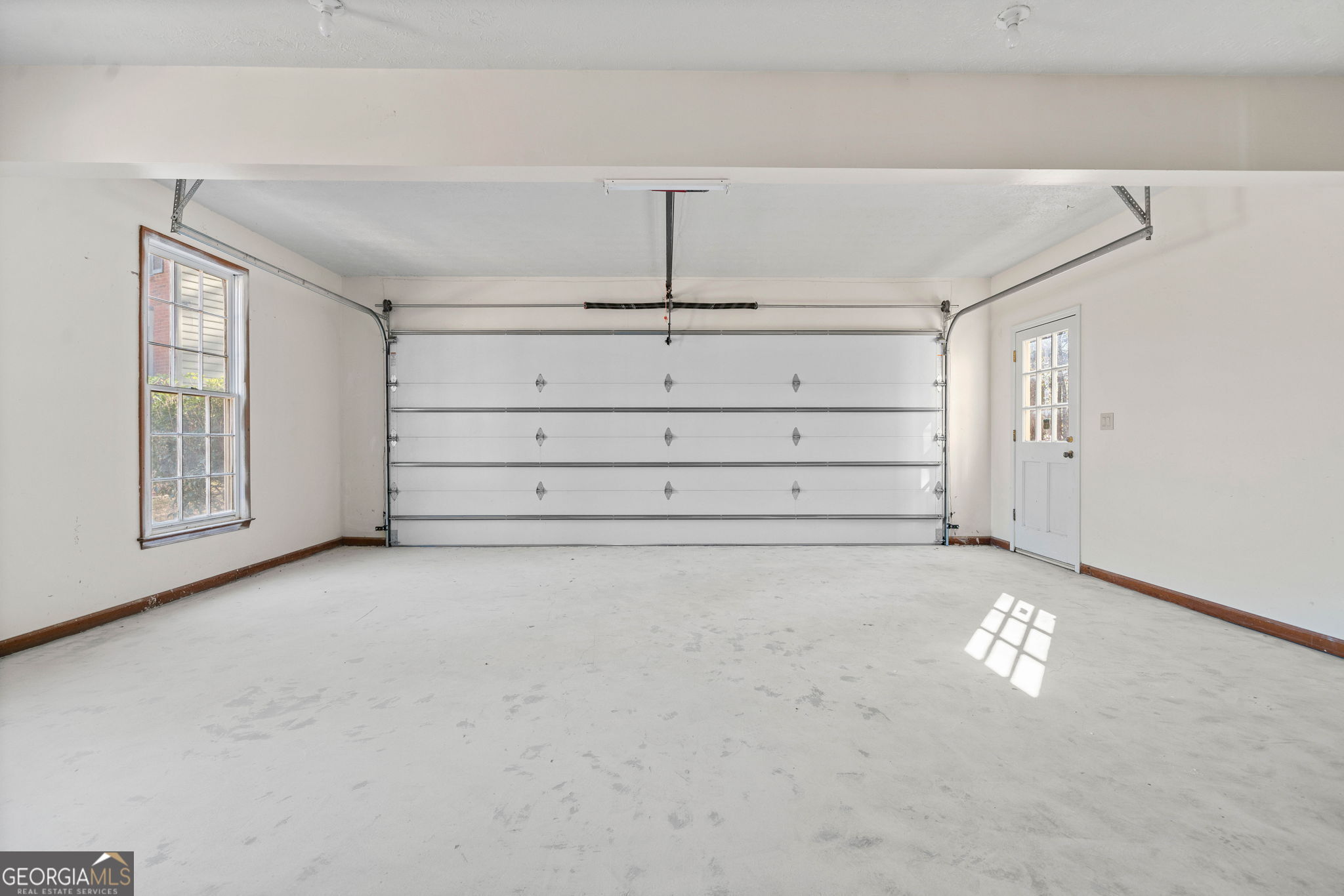 Lawrenceville, Georgia 30044, United States, 4 Bedrooms Bedrooms, ,3 BathroomsBathrooms,Residential,Active,21202