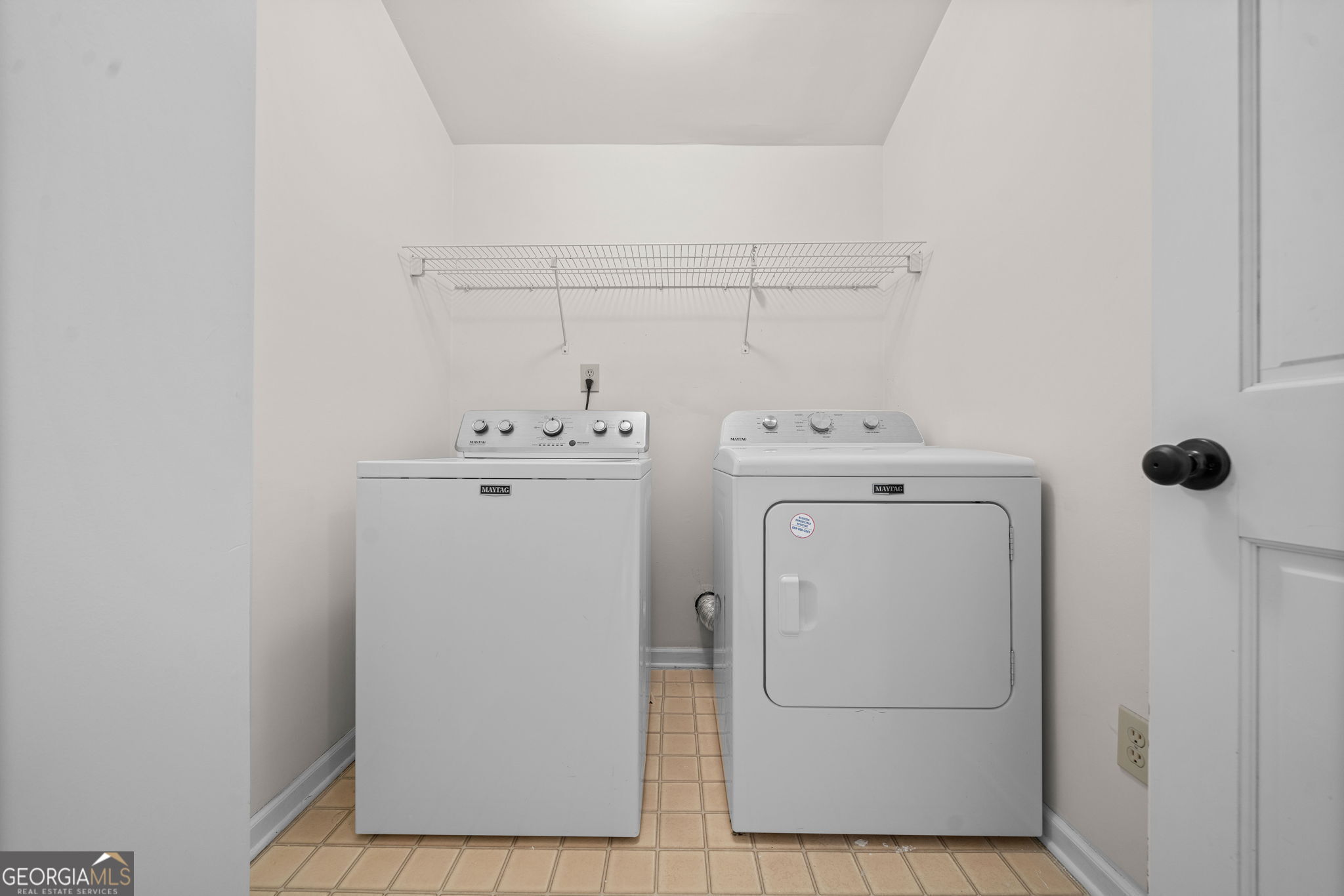 Lawrenceville, Georgia 30044, United States, 4 Bedrooms Bedrooms, ,3 BathroomsBathrooms,Residential,Active,21202