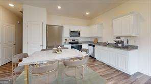 1131 Lucienne BLVD