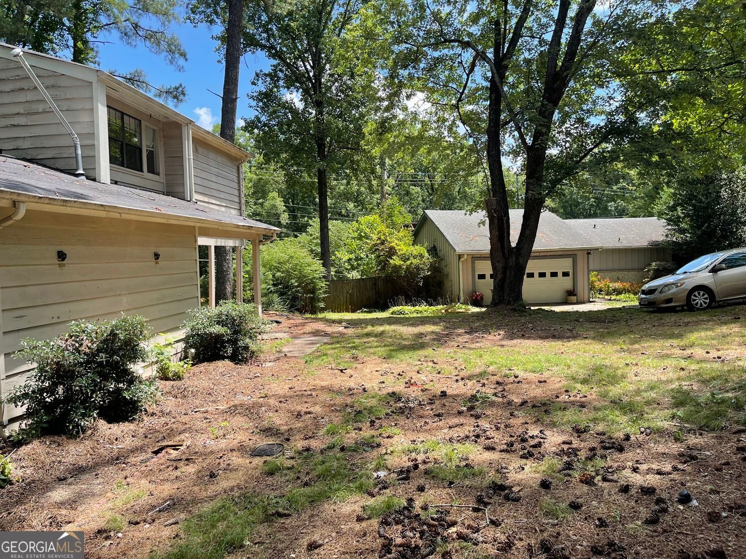 6859 Parkwood CT