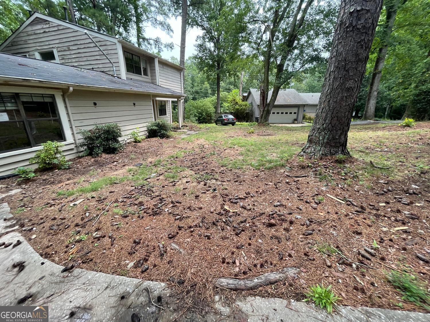6859 Parkwood CT
