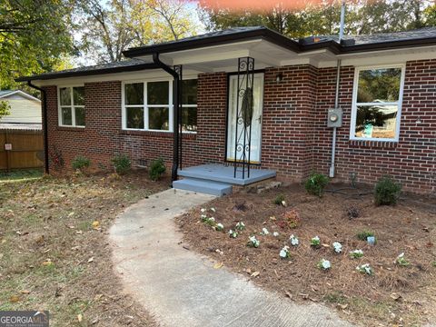 A home in Toccoa