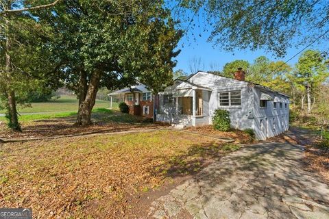 Photo of 1431 NW SHARON Street NW, Atlanta, GA 30314 (MLS # 10651959)