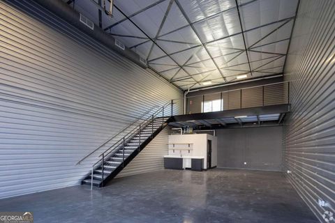 Warehouse in Buford GA 4365 South Lee Street 6.jpg