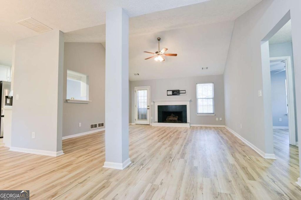 Photo of 1255 Summit Point Lane, Snellville, GA 30078 (MLS # 10685151)