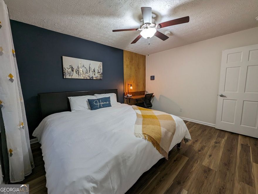 Welcome to our luxurious 5-bedroom, 4.5-bathroom retreat in Marietta, Georgia! With 4 King size beds, a queen, 2 sofa beds, and thoughtful amenities like large flat-screen TVs, & a kitchen, our space is designed to meet diverse guest needs. Whether it's for work or play, experience comfort, & convenience seamlessly blended in our thoughtfully curated home.  Awesome schools -  Mount Bethel Elementry School Dickerson Middle School Walton High School  8 mins drive to Marietta Square  12 mins drive to Kennesaw Mountain National Park 14 mins drive to Chattahoochee River