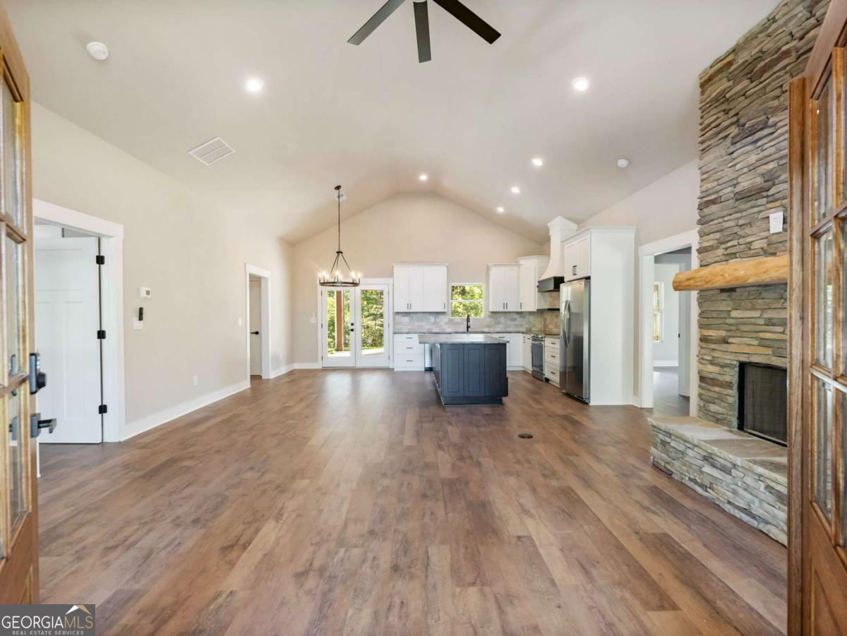1320 Heads ferry rd