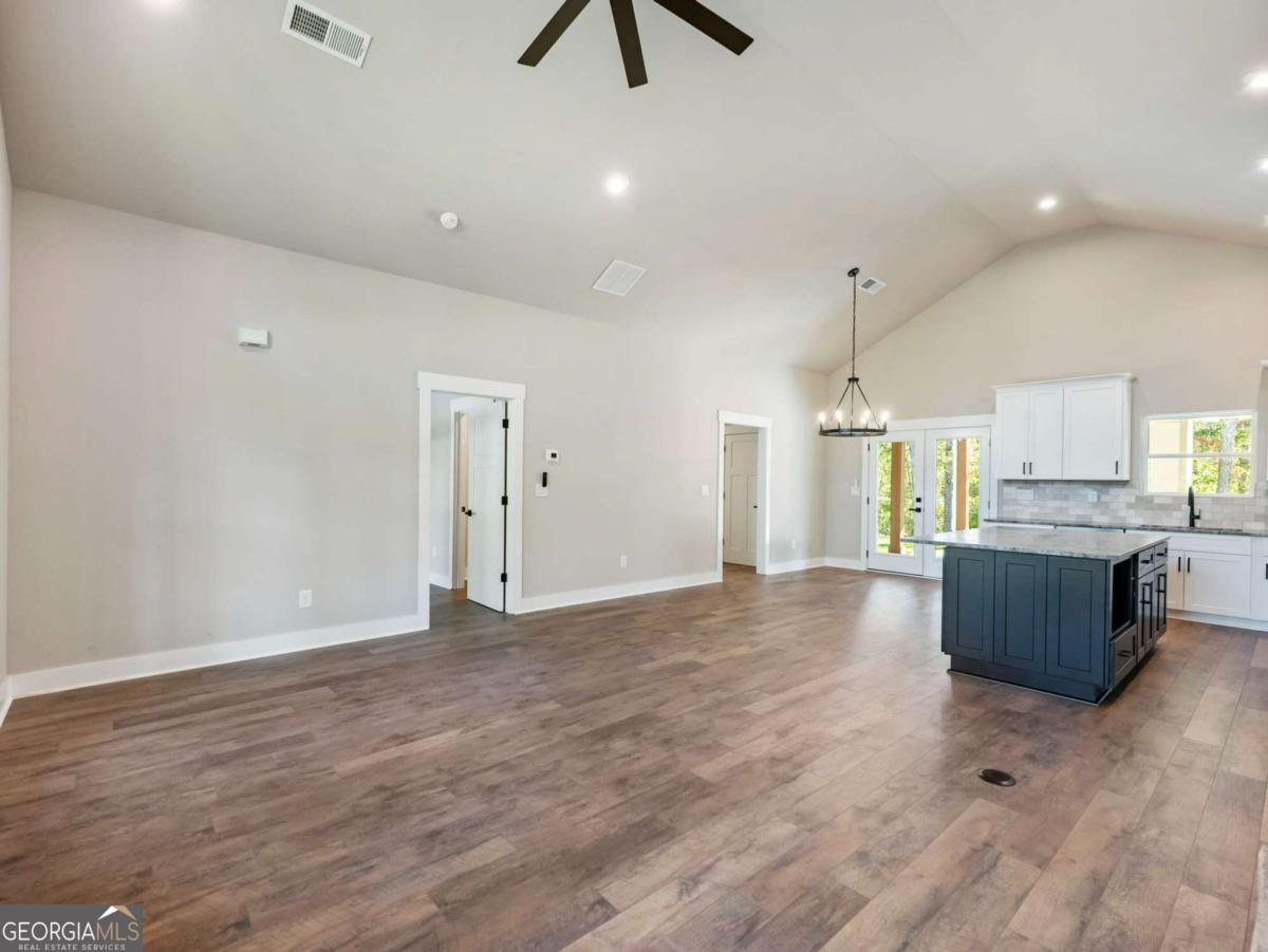 1320 Heads ferry rd