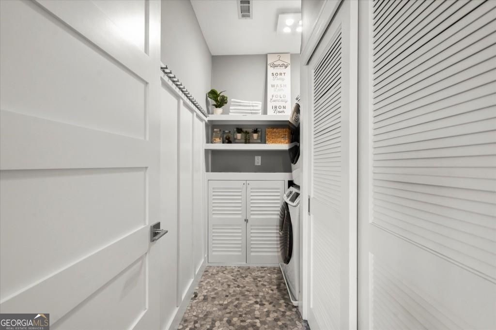 Cumming, Georgia 30041, United States, 2 Bedrooms Bedrooms, ,2 BathroomsBathrooms,Residential,Active,190654