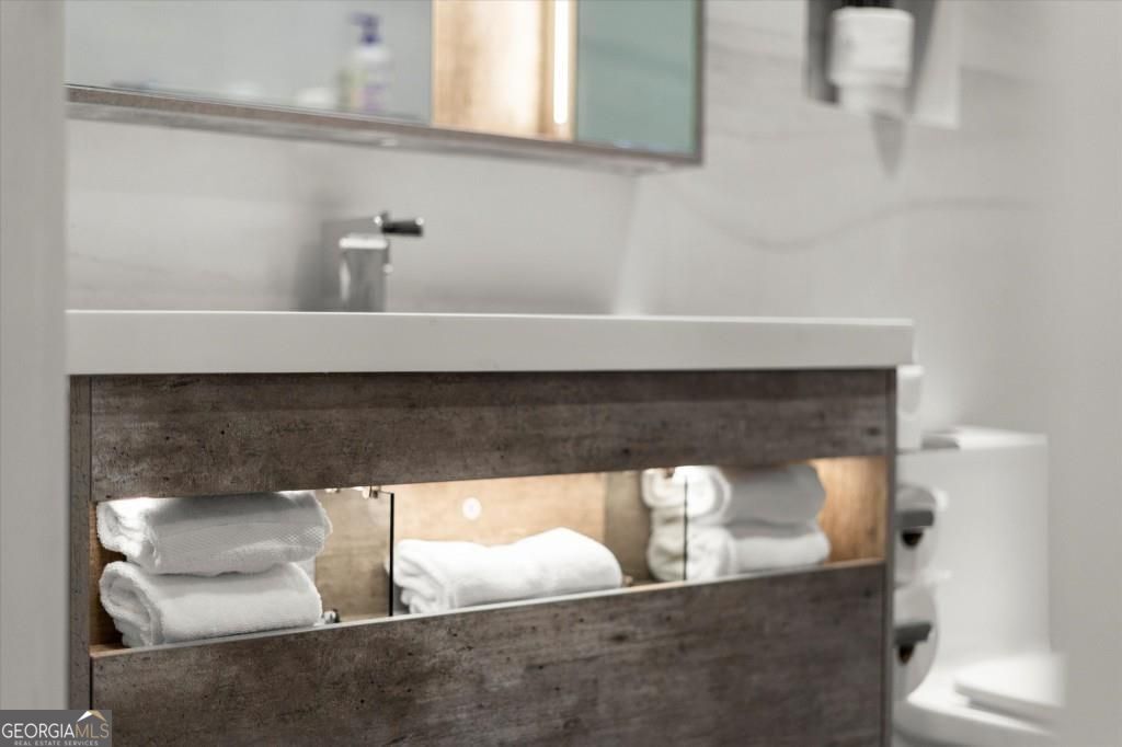 Cumming, Georgia 30041, United States, 2 Bedrooms Bedrooms, ,2 BathroomsBathrooms,Residential,Active,190654