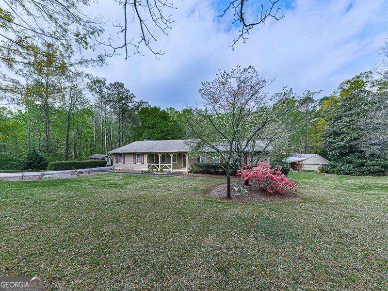 4445 Moon Station LN NW