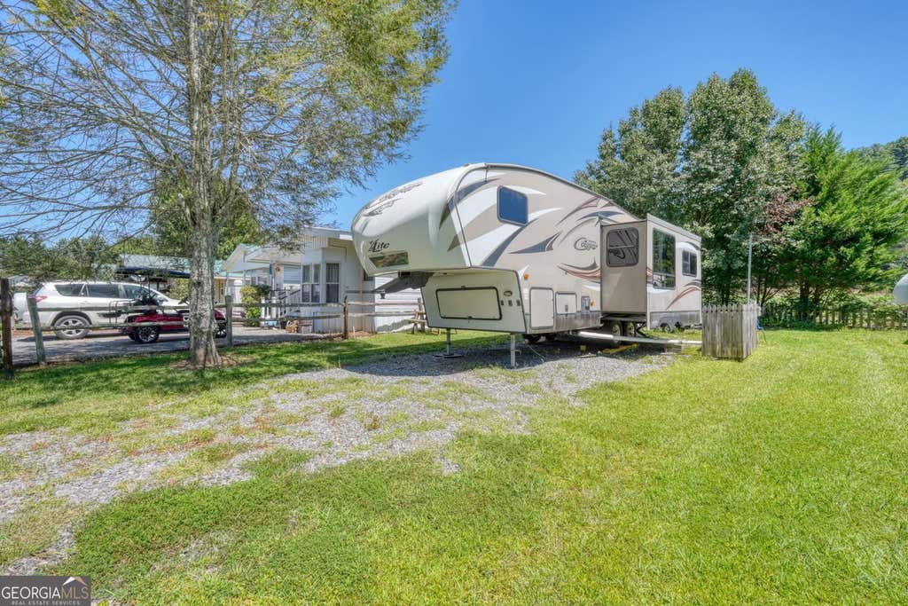 Photo of 4358 Riverbank Run RUN, Hiawassee, GA 30546 (MLS # 10833700)