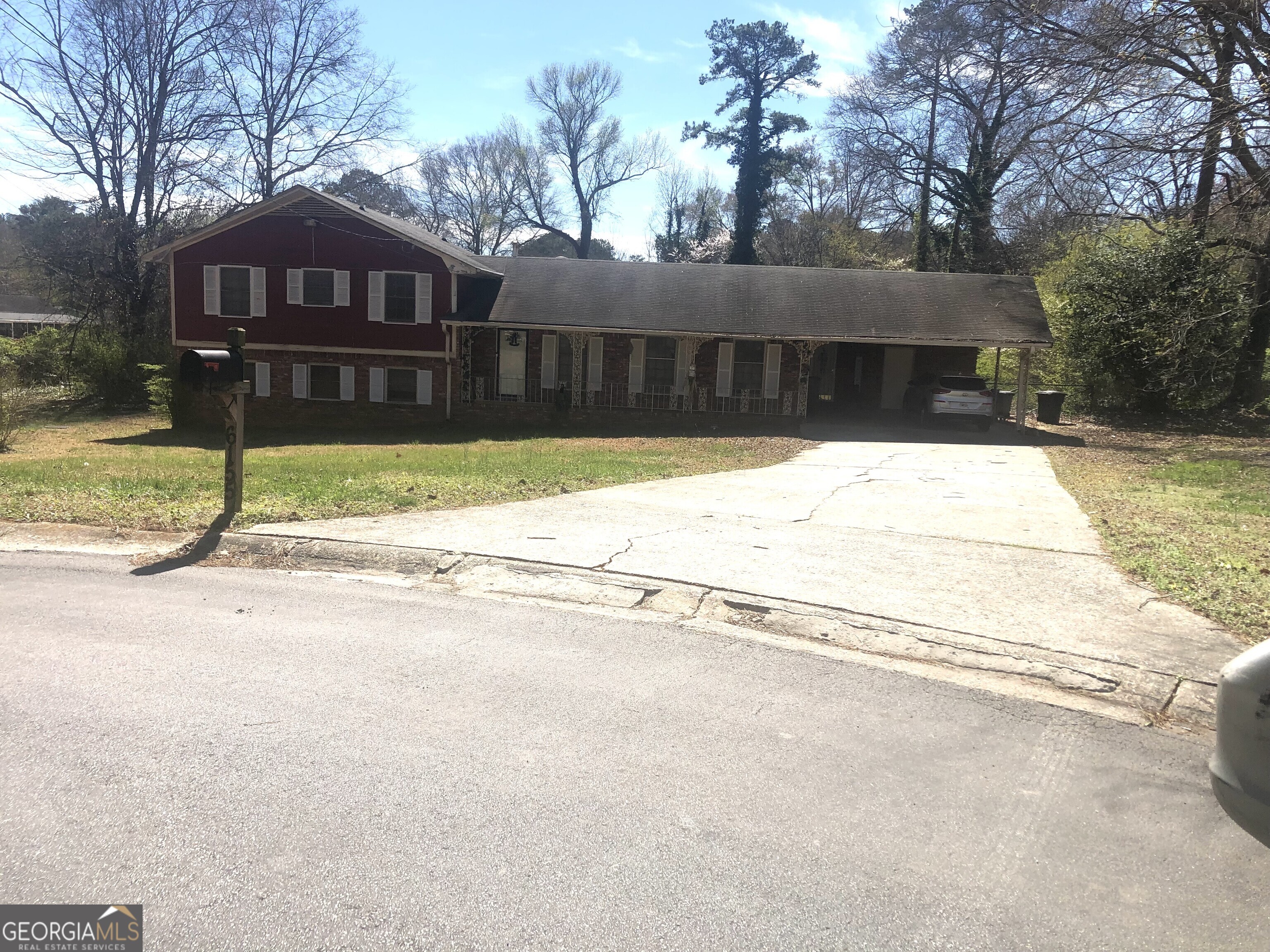 Classic Traditional Split-Level in Prime Morrow Location! Nestled on a quiet cul-de-sac, this classic split-level home offers timeless character with hardwood floors throughout and generous indoor and outdoor living spaces. Enjoy the comfort of a large front and back yard-perfect for gatherings, gardening, or simply relaxing in your peaceful retreat. Conveniently located just minutes from Clayton State University, this home also boasts proximity to shopping, dining, and entertainment options. Commuters will love the easy access to I-75 and the short drive to Hartsfield-Jackson Atlanta International Airport-ideal for work or weekend getaways. Whether you're a first-time buyer, investor, or looking to be closer to everything Atlanta offers, 6155 Navaho Trail is the opportunity you've been waiting for.