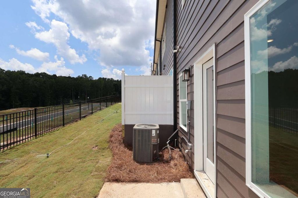 Photo of 214 Redbud Rd, Canton, GA 30114 (MLS # 10802547)
