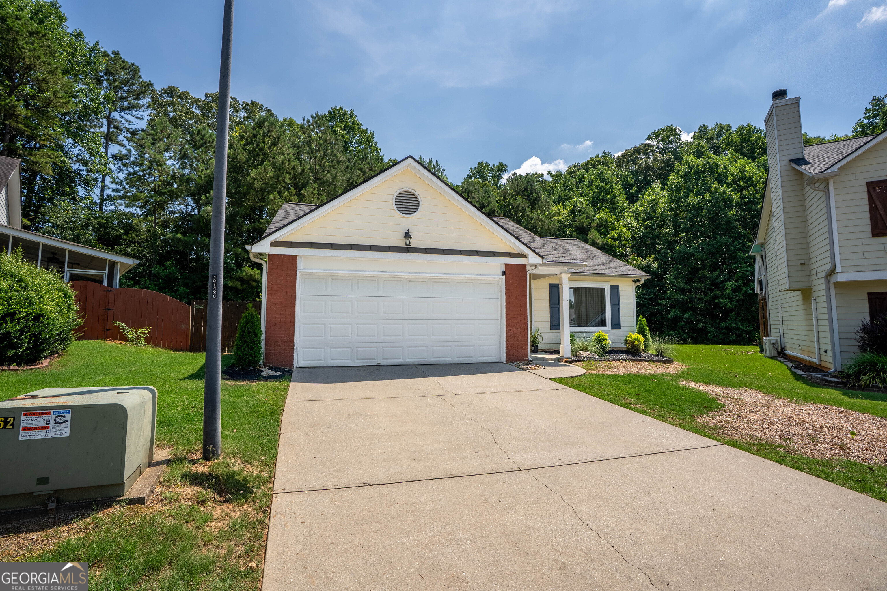 220 Brookstone TRL