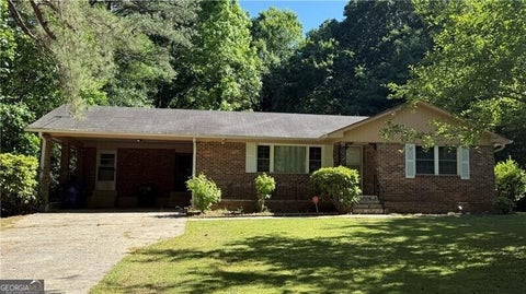 Photo of 3496 Mount Gilead Road SW, Atlanta, GA 30331 (MLS # 10841784)