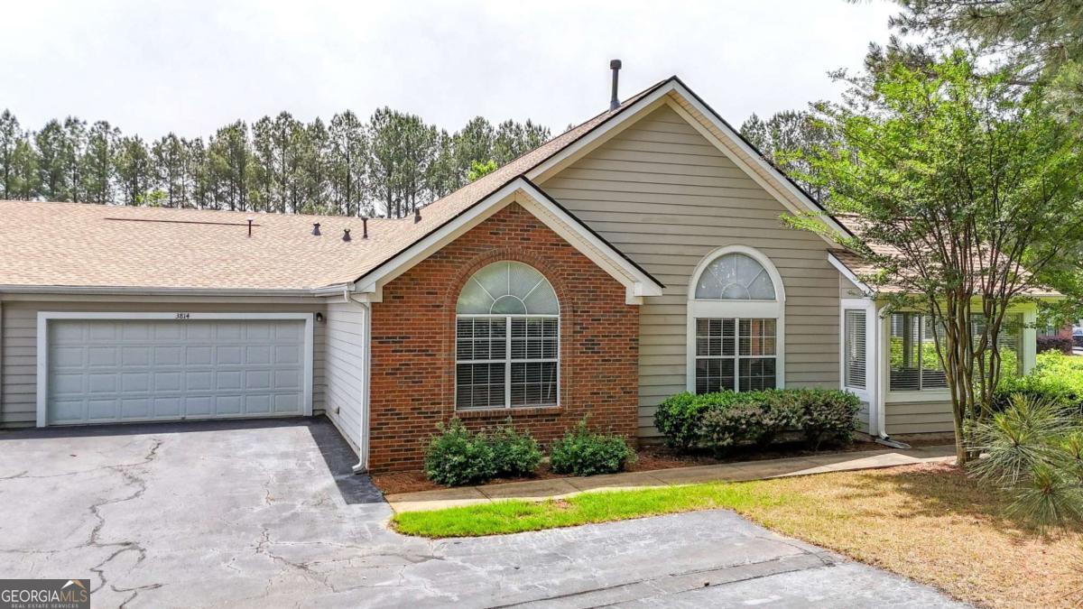 3814 Vineyards Lake CIR NW U15